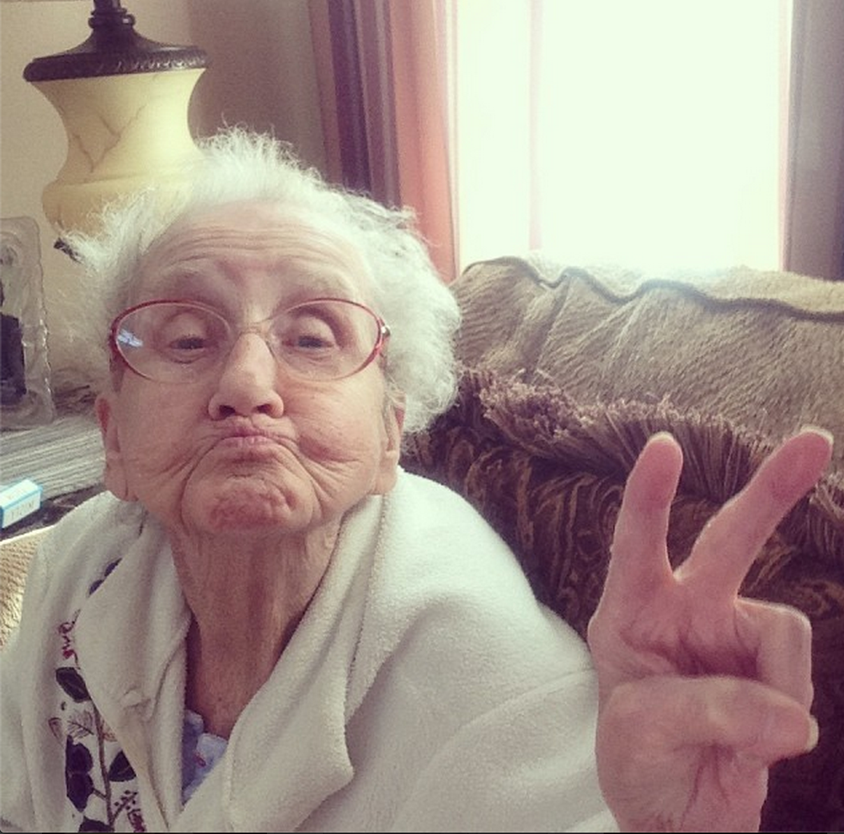 She Changed Us All.... Thank You Grandma Betty - A Real Change | Best selfies, Old people, Photo sharing app