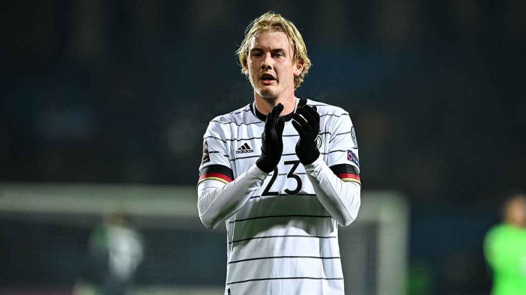 Tiểu sử Julian Brandt - Footbalium