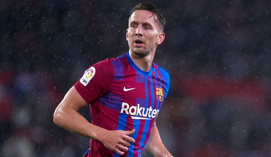 Barcelona đẩy Luuk de Jong khỏi Nou Camp